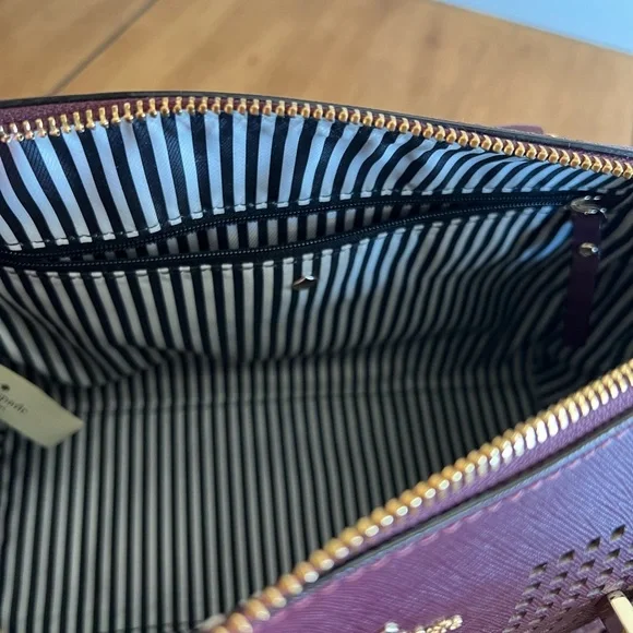 Kate Spade Speedy Crossbody & matching wallet - Picture 6 of 9